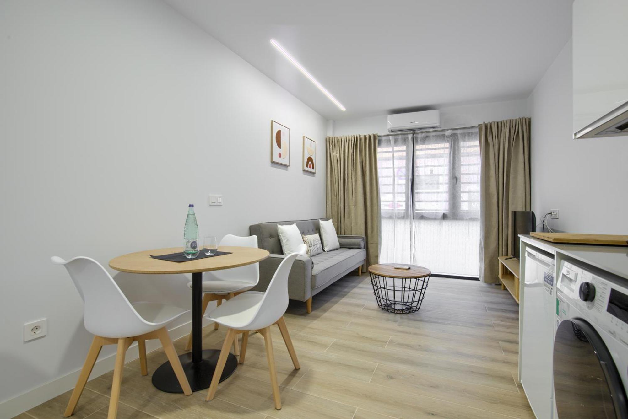 Ferienwohnung Dobo Madrid Numancia Exterior foto