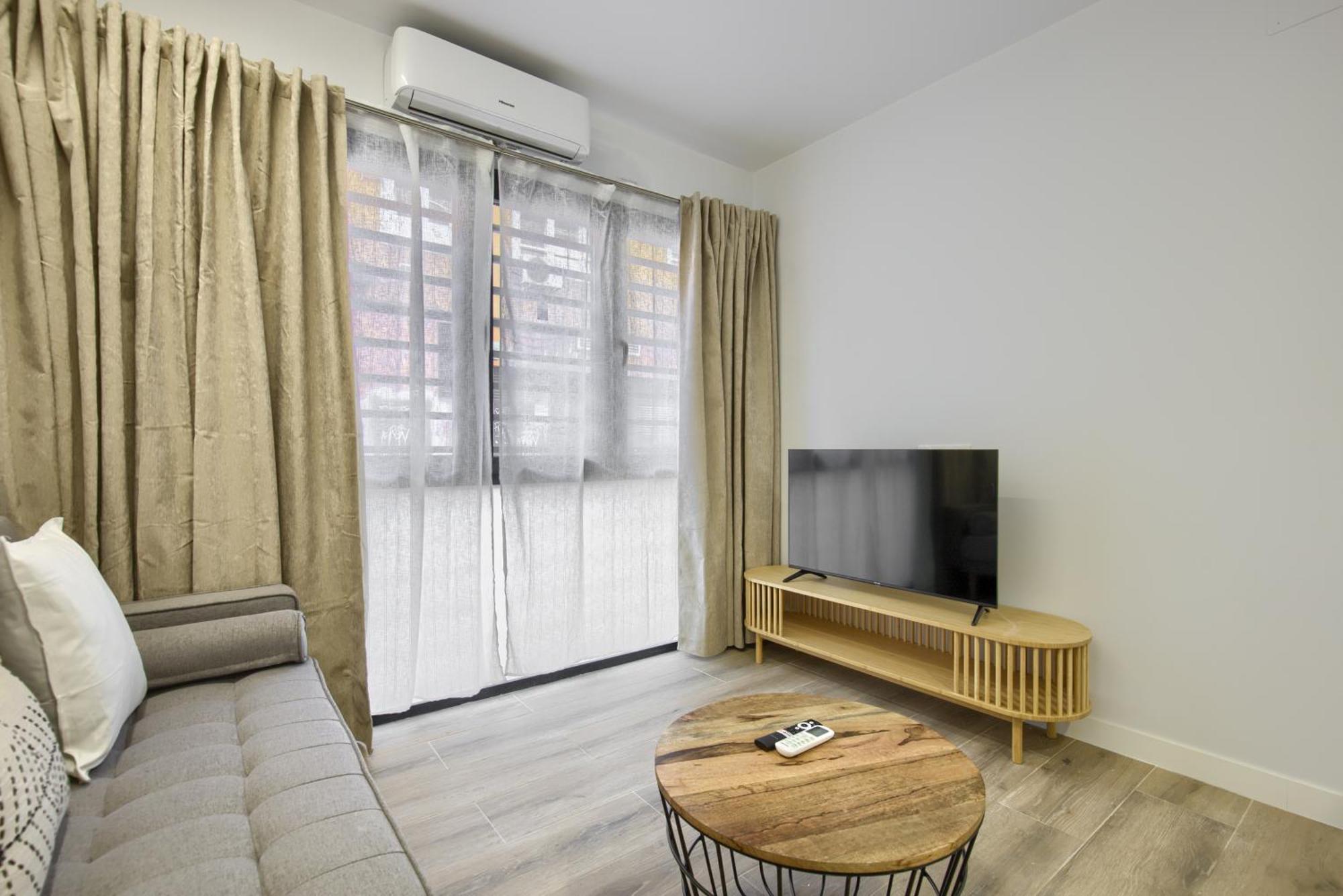 Ferienwohnung Dobo Madrid Numancia Exterior foto