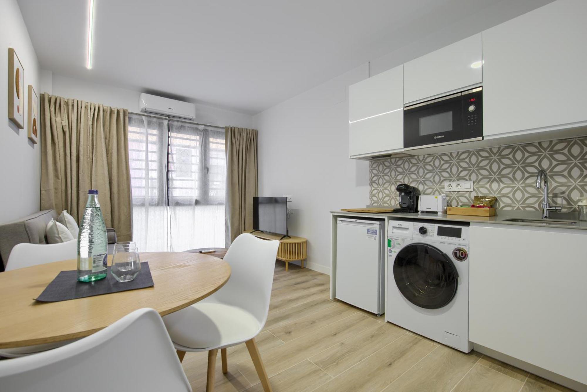 Ferienwohnung Dobo Madrid Numancia Exterior foto