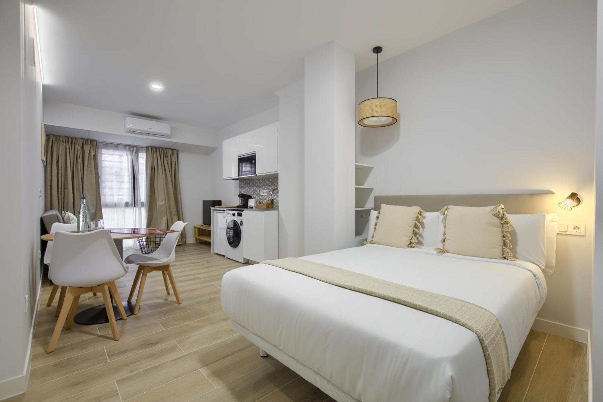Ferienwohnung Dobo Madrid Numancia Exterior foto