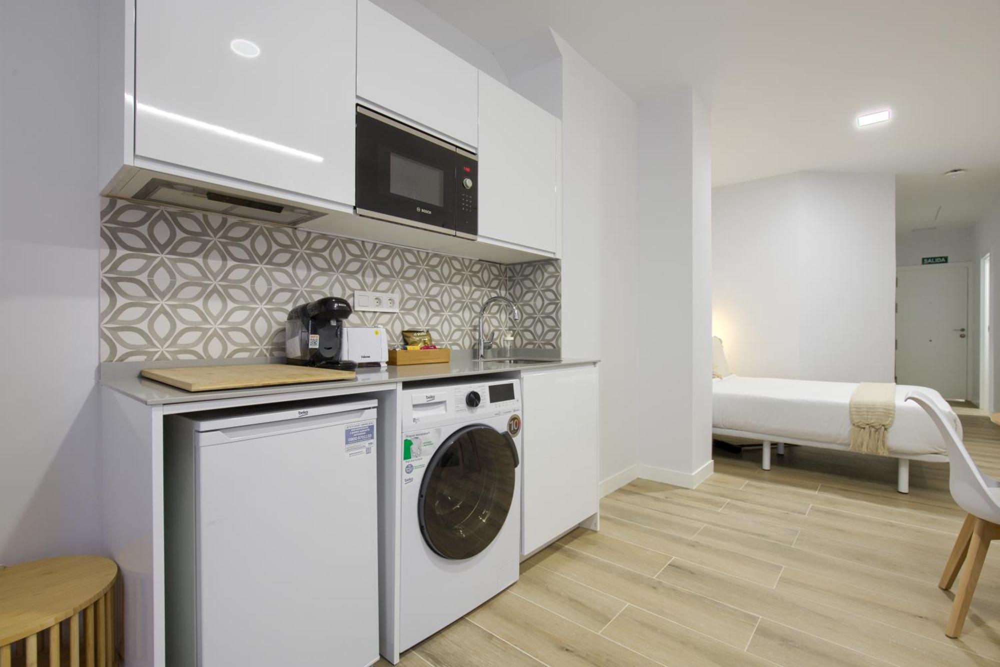Ferienwohnung Dobo Madrid Numancia Exterior foto