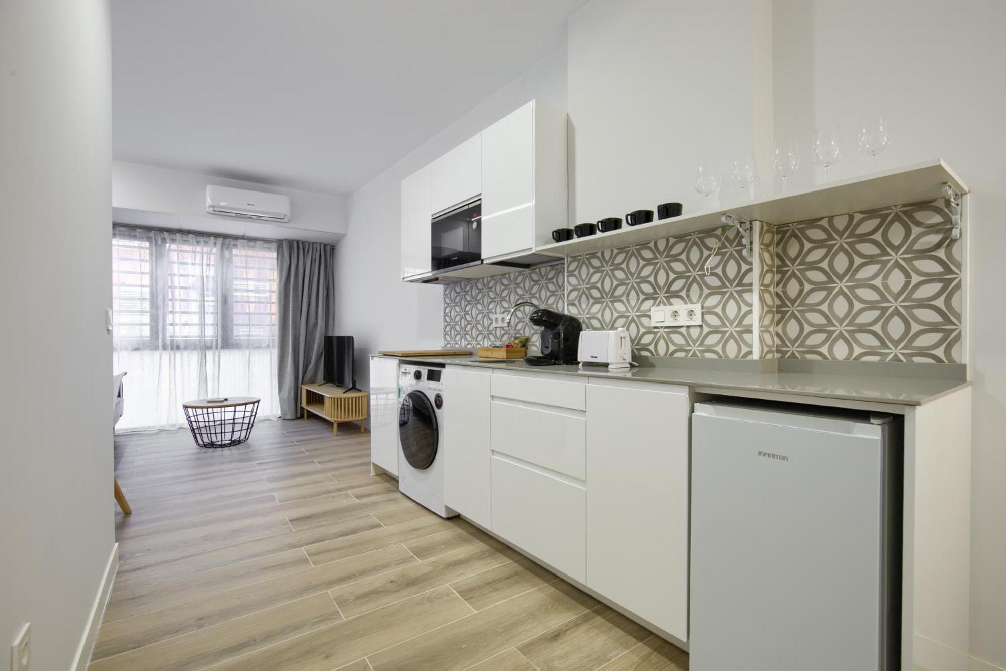 Ferienwohnung Dobo Madrid Numancia Exterior foto