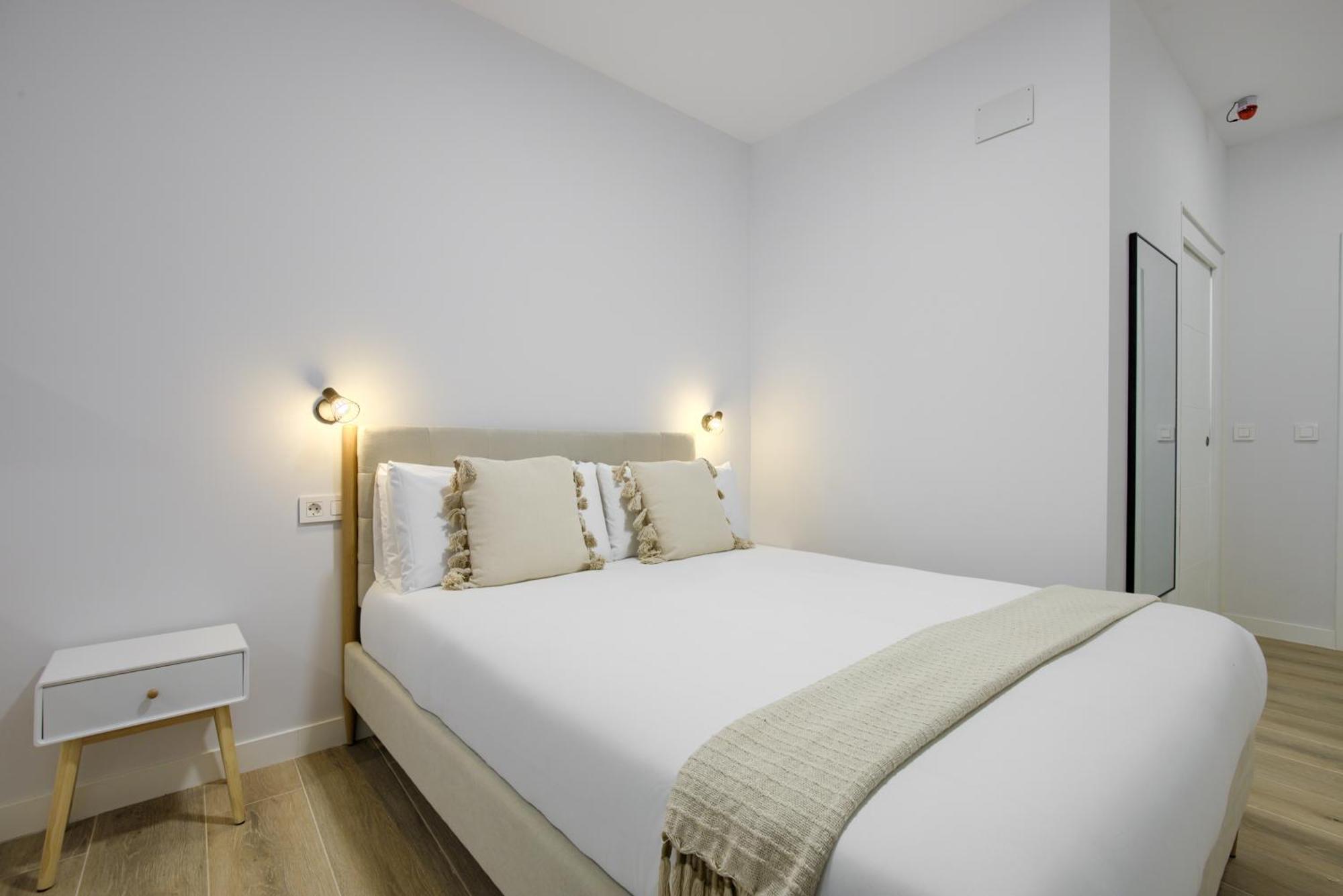 Ferienwohnung Dobo Madrid Numancia Exterior foto